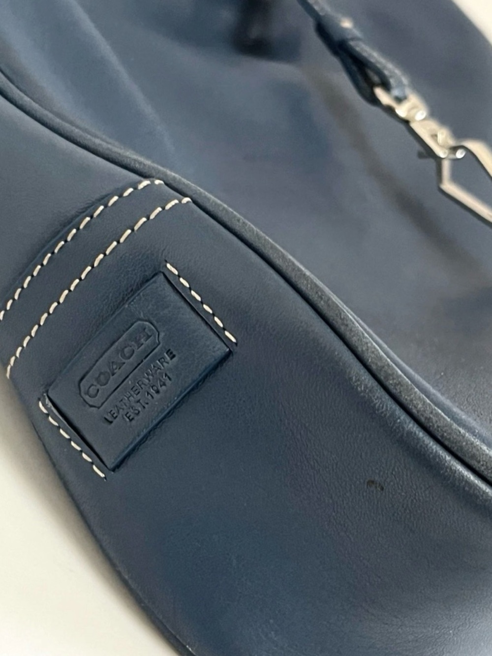 Vintage COACH Hamptons
7778 Hobo Clip Blue - Picture 2 of 14